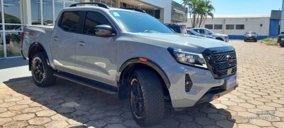 NISSAN FRONTIER 2.3 16V TURBO DIESEL PRO4X CD 4X4 AUTOMÁTICO